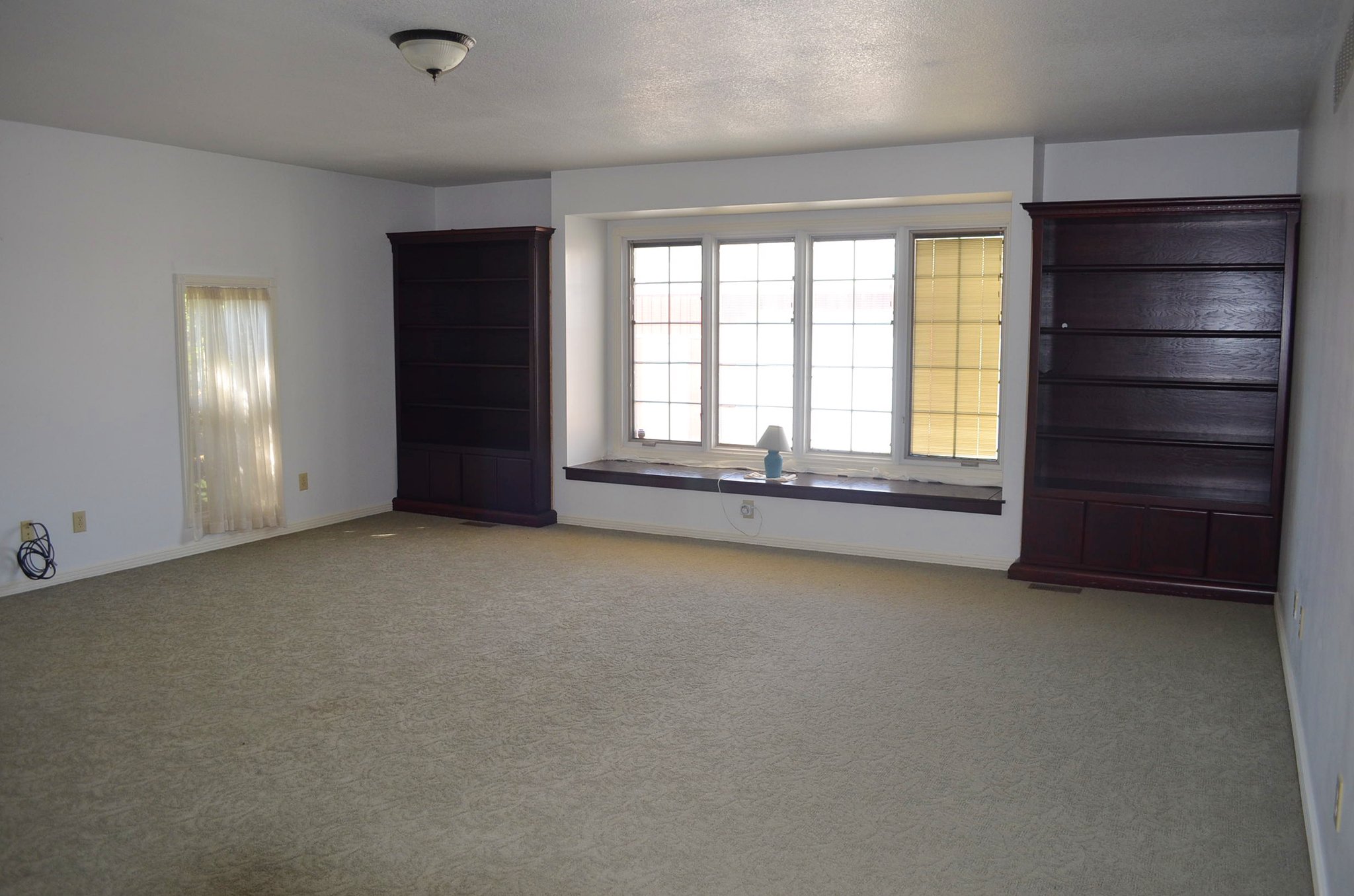 Property photo 16 - REAL ESTATE AUCTION! Grand Historic All Brick Home on 2.45 Acres!
