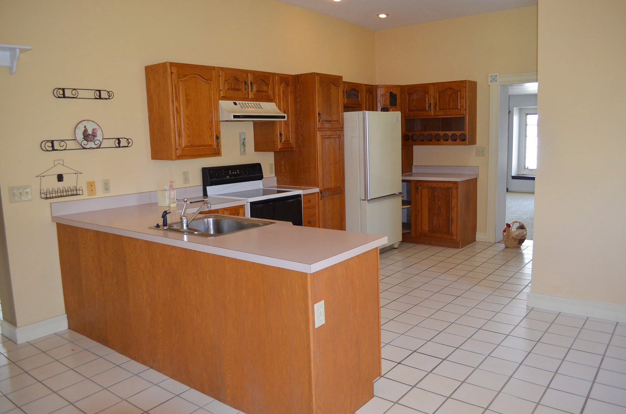 Property photo 18 - REAL ESTATE AUCTION! Grand Historic All Brick Home on 2.45 Acres!