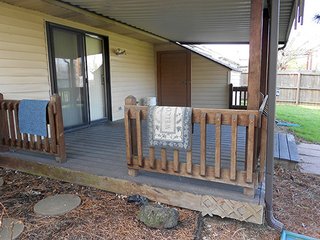 Property photo 5 - REAL ESTATE AUCTION, Beautiful 3 Bedroom, 2 Bath Home w/2 Car Garage