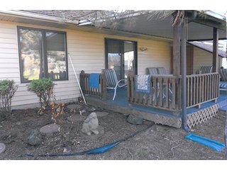 Property photo 12 - REAL ESTATE AUCTION, Beautiful 3 Bedroom, 2 Bath Home w/2 Car Garage