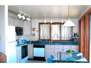 Property photo 6 - REAL ESTATE AUCTION, Lake House