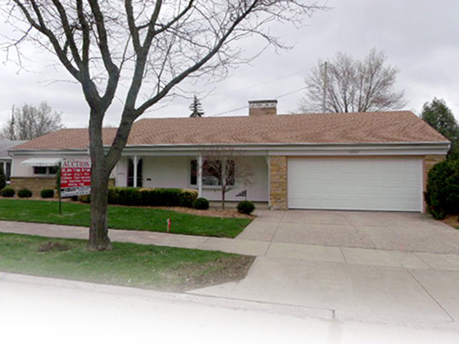 REAL ESTATE & PERSONAL PROPERTY AUCTION, 3 Bedroom, 2.5 Bath, Ranch Home