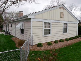 Property photo 1 - REAL ESTATE & PERSONAL PROPERTY AUCTION, 3 Bedroom, 2.5 Bath, Ranch Home