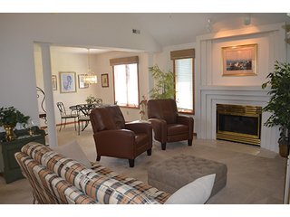 Property photo 8 - REAL ESTATE AUCTION, Immaculate 3 Bedroom, 2 Bath Ranch