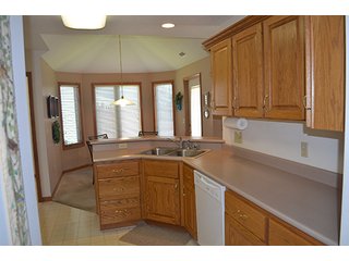 Property photo 13 - REAL ESTATE AUCTION, Immaculate 3 Bedroom, 2 Bath Ranch