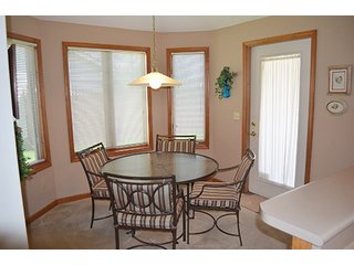 Property photo 15 - REAL ESTATE AUCTION, Immaculate 3 Bedroom, 2 Bath Ranch