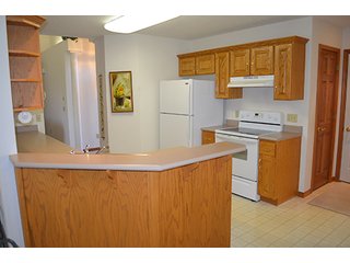 Property photo 17 - REAL ESTATE AUCTION, Immaculate 3 Bedroom, 2 Bath Ranch
