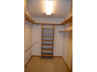 Property photo 19 - REAL ESTATE AUCTION, Immaculate 3 Bedroom, 2 Bath Ranch