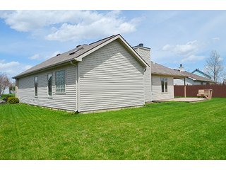 Property photo 6 - REAL ESTATE AUCTION, Immaculate 3 Bedroom, 2 Bath Ranch