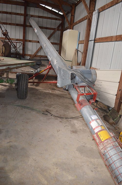 Property photo 32 - FARM EQUIPMENT & PERSONAL PROPERTY AUCTION