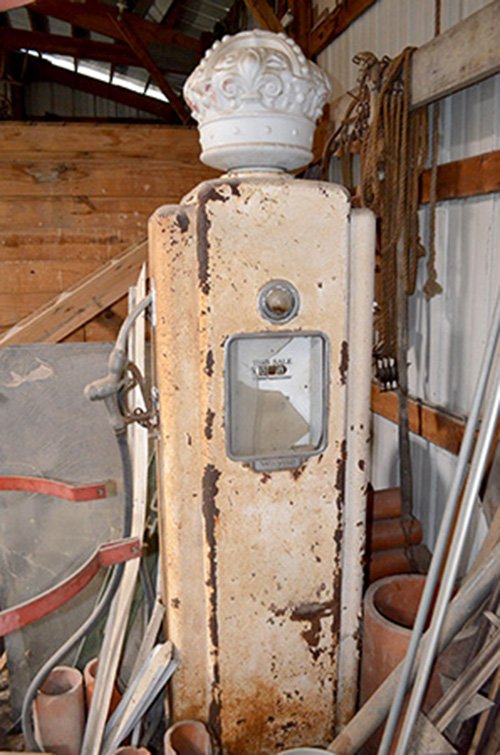 Property photo 171 - FARM EQUIPMENT & PERSONAL PROPERTY AUCTION
