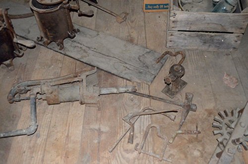 Property photo 141 - FARM EQUIPMENT & PERSONAL PROPERTY AUCTION