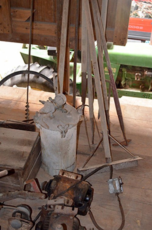 Property photo 120 - FARM EQUIPMENT & PERSONAL PROPERTY AUCTION
