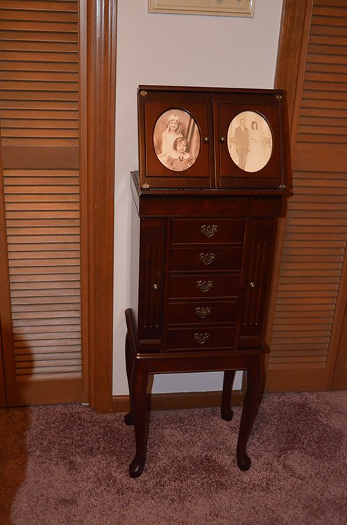 Property photo 26 - PERSONAL PROPERTY AUCTION