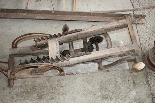 Property photo 41 - ESTATE AUCTION, Farm Equipment, Antiques & Collectibles, JD Parts & Tools