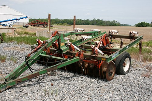 Property photo 18 - ESTATE AUCTION, Farm Equipment, Antiques & Collectibles, JD Parts & Tools