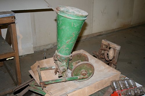 Property photo 57 - ESTATE AUCTION, Farm Equipment, Antiques & Collectibles, JD Parts & Tools