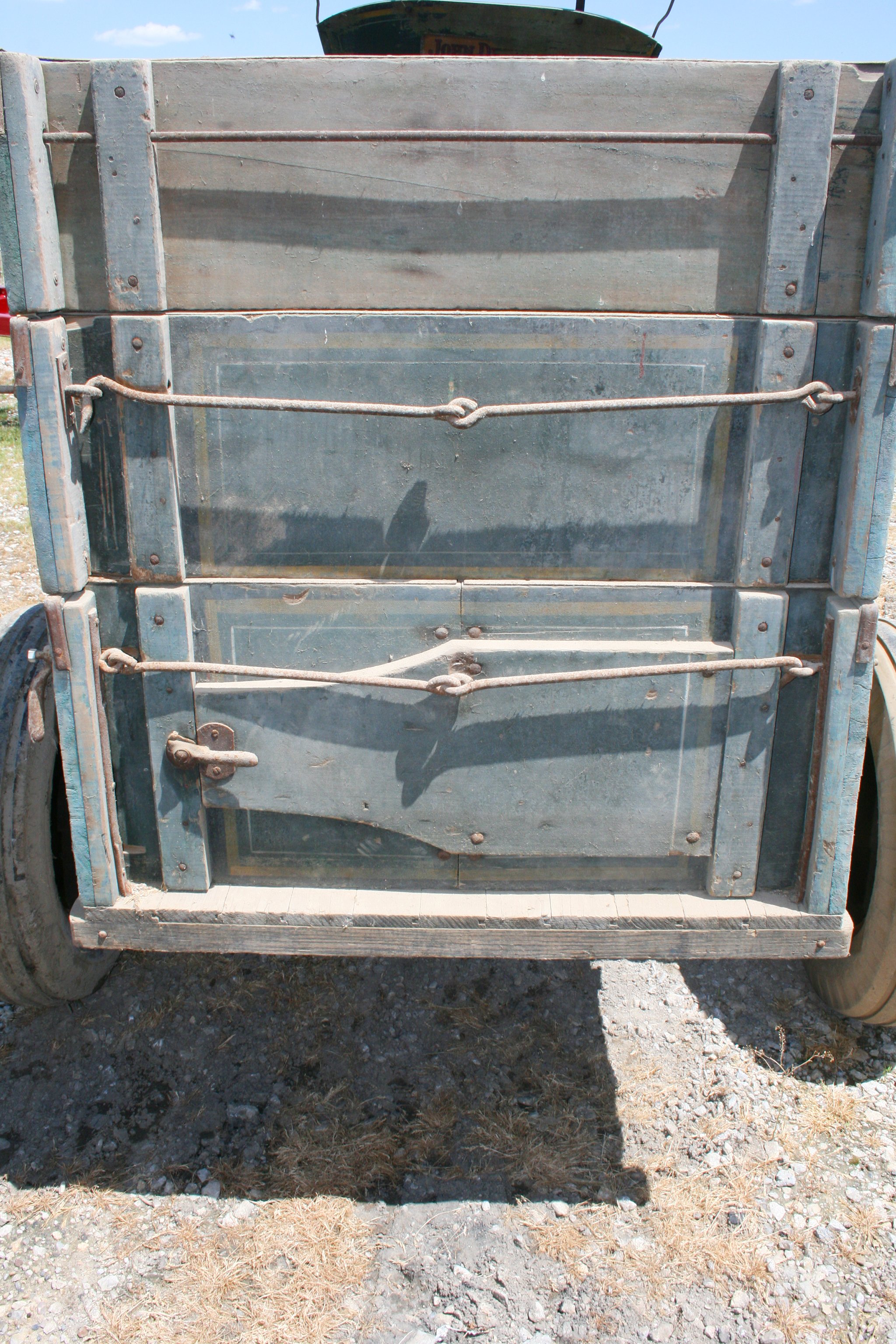 Property photo 82 - ESTATE AUCTION, Farm Equipment, Antiques & Collectibles, JD Parts & Tools