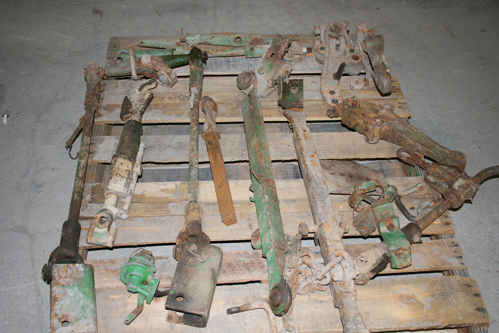 Property photo 76 - ESTATE AUCTION, Farm Equipment, Antiques & Collectibles, JD Parts & Tools