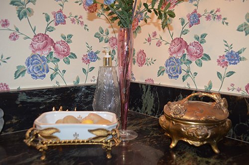 Property photo 208 - PERSONAL PROPERTY AUCTION