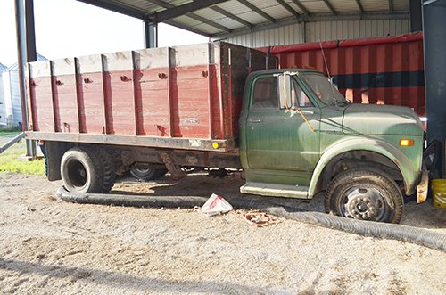Property photo 29 - FARM EQUIPMENT AUCTION, ANTIQUE & VINTAGE TRACTORS