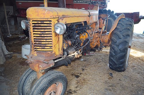 Property photo 10 - FARM EQUIPMENT AUCTION, ANTIQUE & VINTAGE TRACTORS