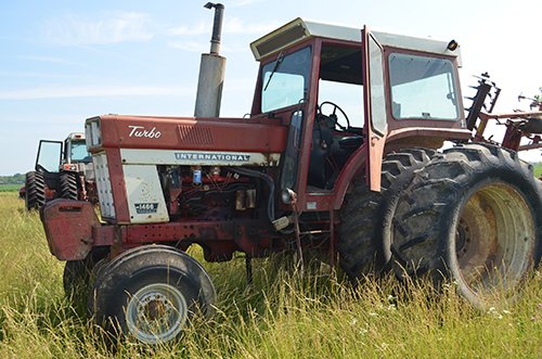 Property photo 21 - FARM EQUIPMENT AUCTION, ANTIQUE & VINTAGE TRACTORS