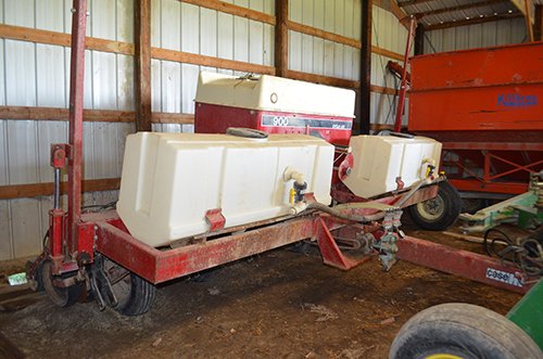 Property photo 23 - FARM EQUIPMENT AUCTION, ANTIQUE & VINTAGE TRACTORS
