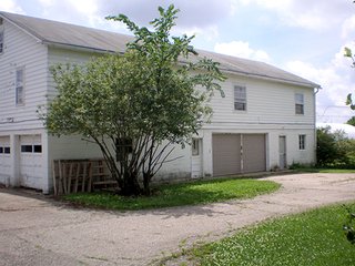 FARM 1 - REAL ESTATE AUCTION, 294+/- Acres - 3 Farms & 7 Tracts