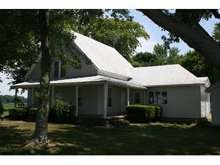 Property photo 3 - REAL ESTATE & PERSONAL PROPERTY AUCTION, 3 Bedroom Country Home on 2.7+/- Acres