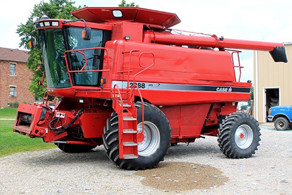 SURPLUS EQUIPMENT AUCTION, Miami Trace FFA Alumni