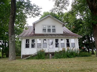 Property photo 2 - PERSONAL PROPERTY & REAL ESTATE AUCTION, Country Home, Barn & 5+/- Acres
