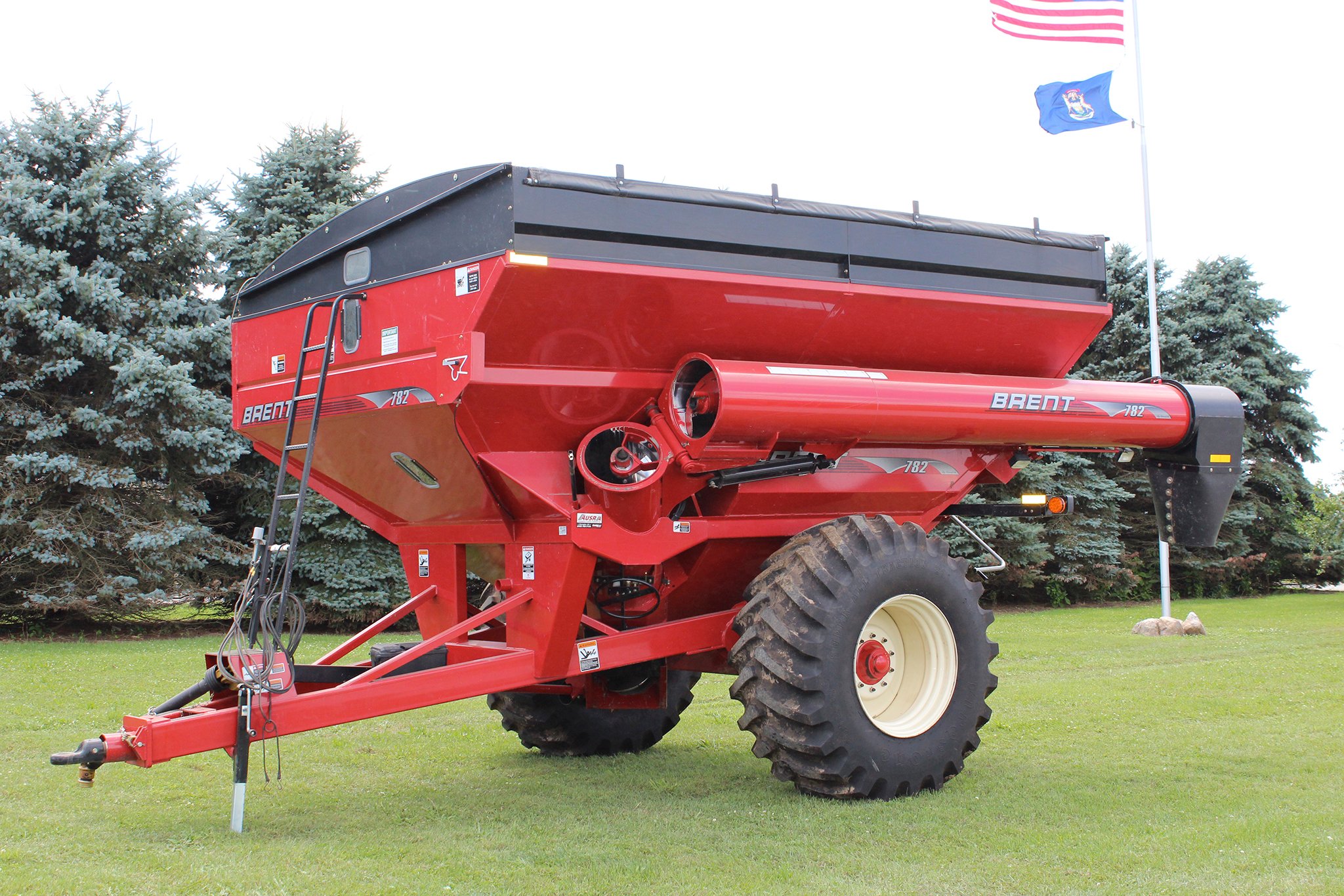 Property photo 4 - Lamberton Farms Equipment Auction