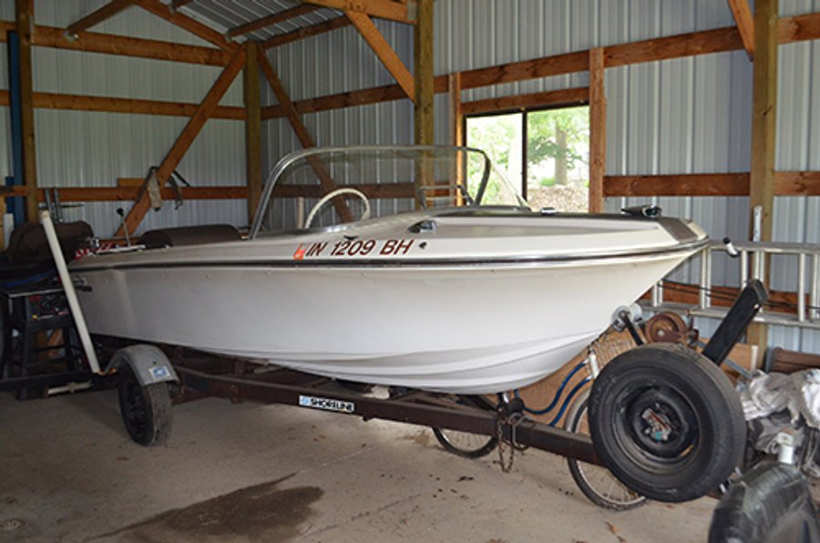 PERSONAL PROPERTY AUCTION, Speedboat, Lawn & Garden, Tools, Much More!