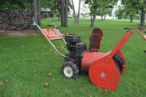 Property photo 32 - PERSONAL PROPERTY AUCTION, Speedboat, Lawn & Garden, Tools, Much More!