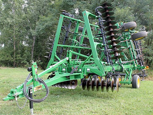 Property photo 13 - FARM EQUIPMENT WAGGONER AUCTION