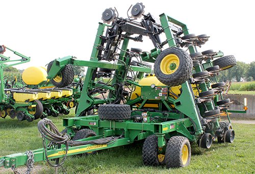 Property photo 3 - FARM EQUIPMENT WAGGONER AUCTION