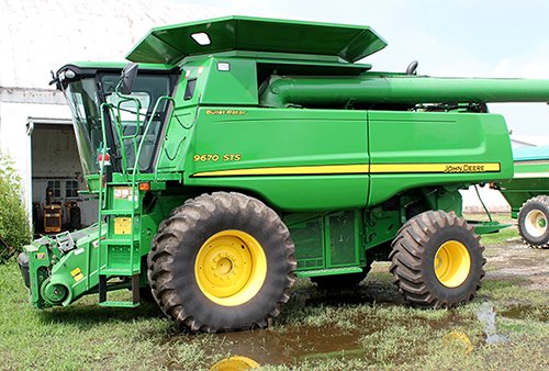 Property photo 52 - FARM EQUIPMENT WAGGONER AUCTION