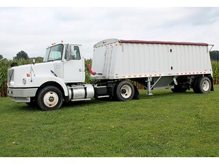Property photo 17 - FARM EQUIPMENT WAGGONER AUCTION