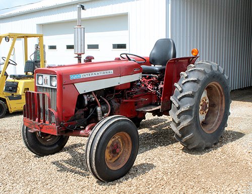 Property photo 64 - FARM EQUIPMENT WAGGONER AUCTION