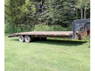 Property photo 15 - FARM EQUIPMENT WAGGONER AUCTION