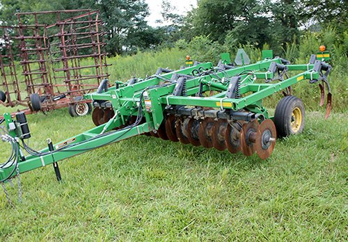 Property photo 42 - FARM EQUIPMENT WAGGONER AUCTION