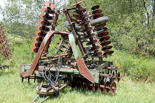 Property photo 44 - FARM EQUIPMENT WAGGONER AUCTION