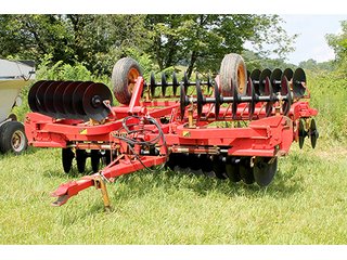 Property photo 36 - FARM EQUIPMENT WAGGONER AUCTION