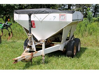 Property photo 57 - FARM EQUIPMENT WAGGONER AUCTION