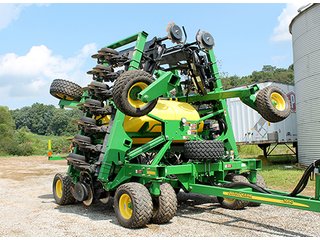 Property photo 27 - FARM EQUIPMENT WAGGONER AUCTION