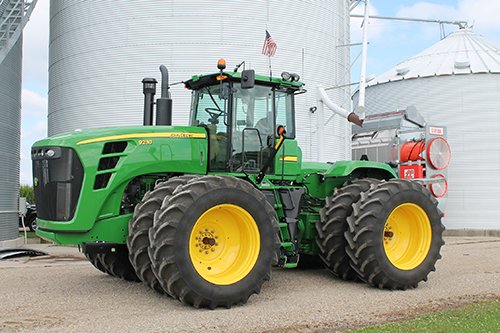 Property photo 43 - FARM EQUIPMENT HAULMAN AUCTION