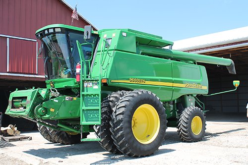 Property photo 13 - FARM EQUIPMENT HAULMAN AUCTION