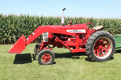 Property photo 16 - FARM EQUIPMENT HAULMAN AUCTION
