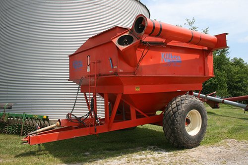 Property photo 5 - FARM EQUIPMENT AUCTION